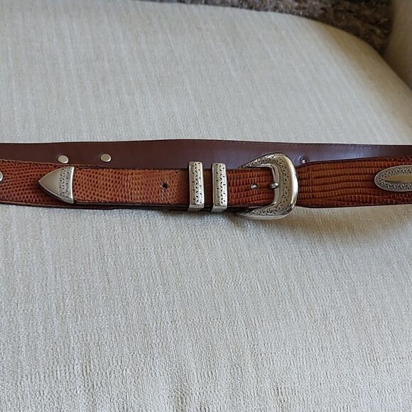 FootJoy Brown Embossed Leather Medallion Studded Men's Belt Silver Buckle & Tip - Picture 12 of 13